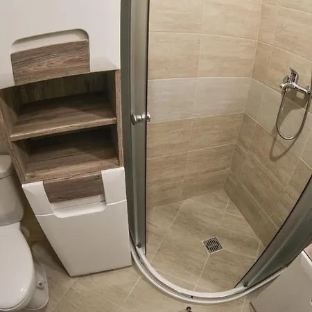 Lazuren Briag Private Aparthotel *