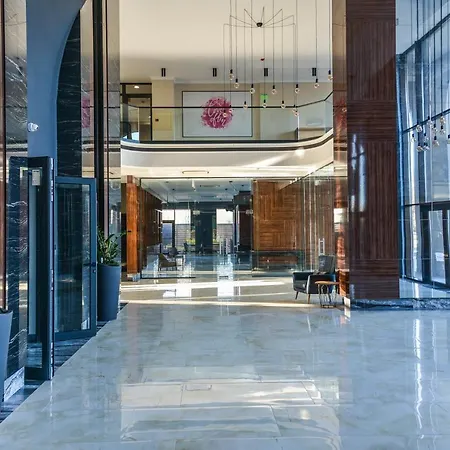 Aparthotel Lazuren Briag Private