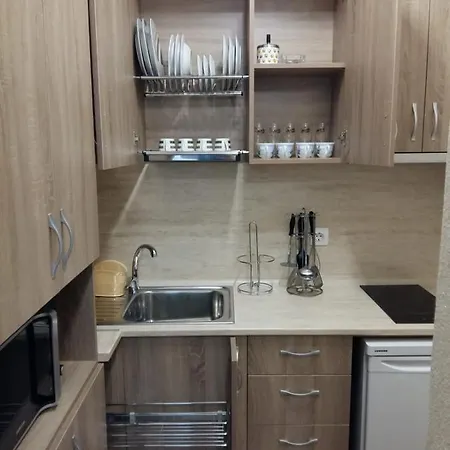 Lazuren Briag Private Aparthotel