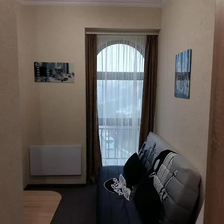 Lazuren Briag Private
